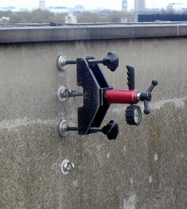 Abseiling Points