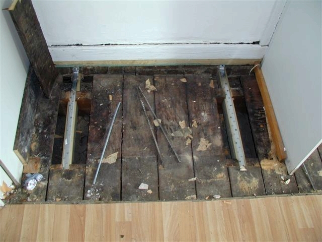 Lateral Restraint
