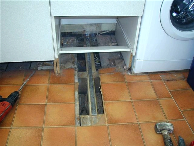 Lateral Restraint